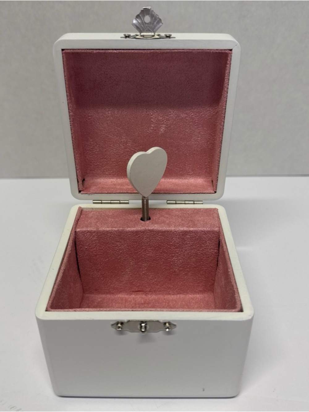 POTTERY BARN KIDS CREATIVITY KIT-JEWELRY BOX, 4in